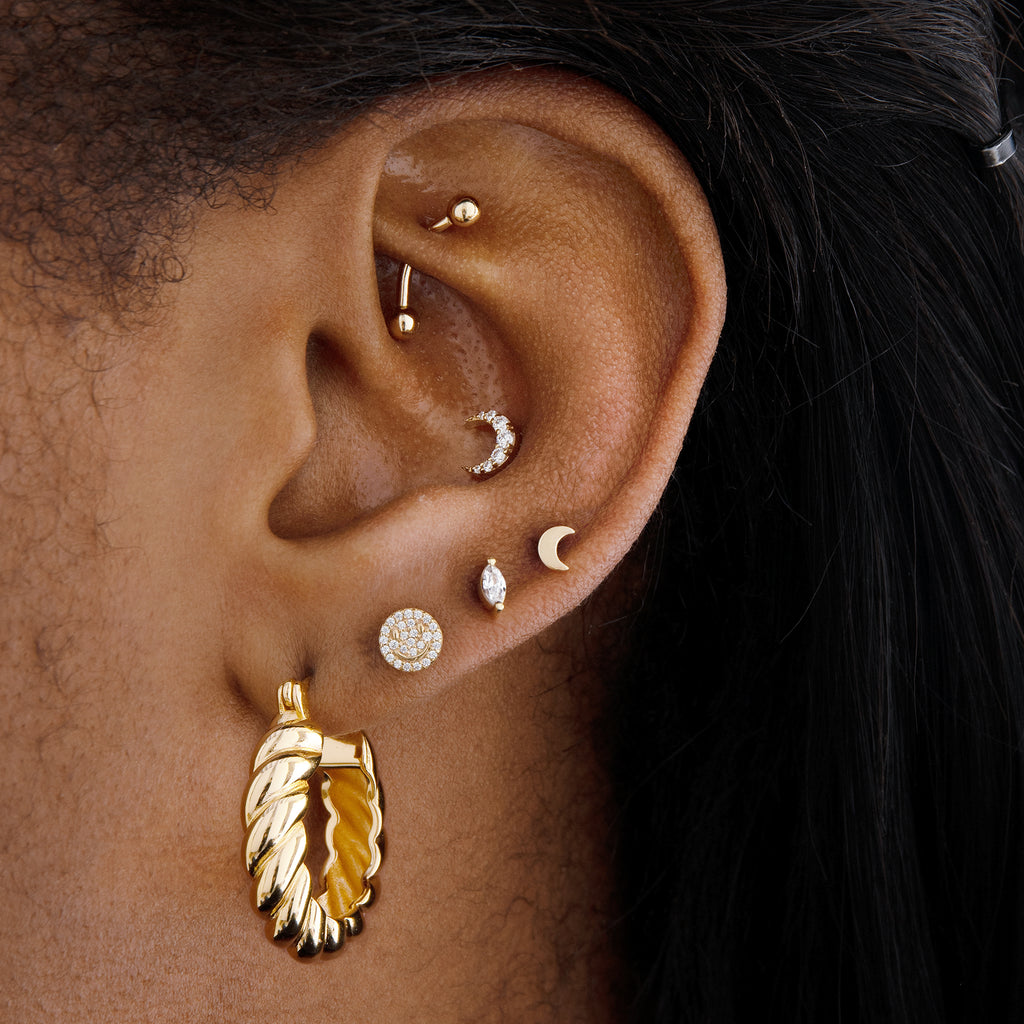 Why You Should Choose Ear Piercing with Needles vs. Piercing Guns – Studs