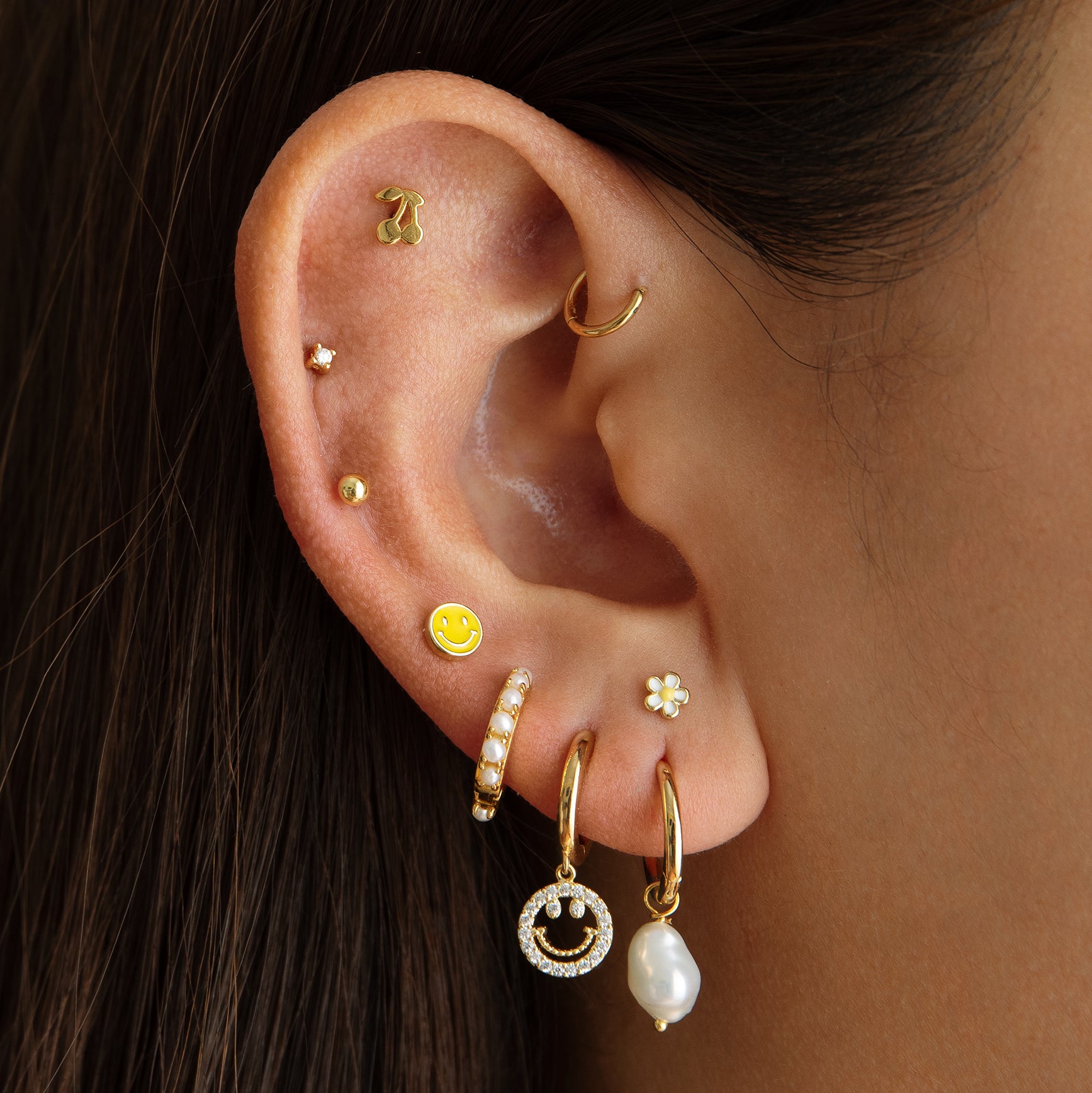 Ear earscaped with Studs earrings