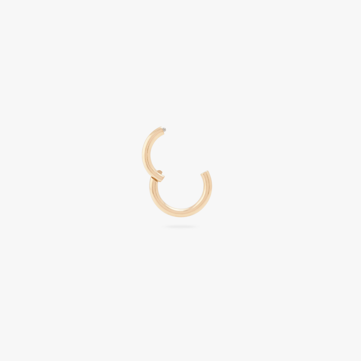 Open angle of a 5mm gold clicker