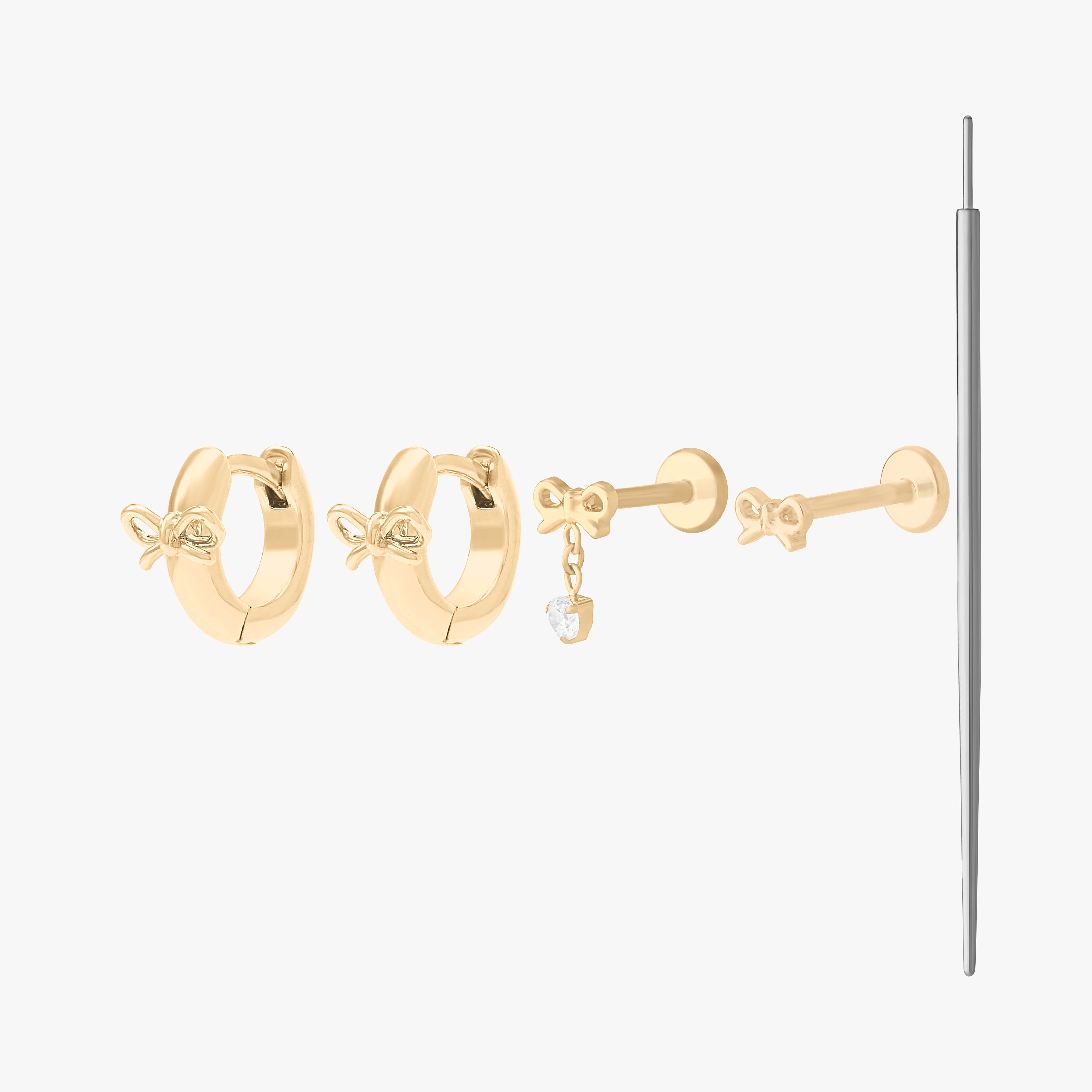 Studs Bow Set In Gold