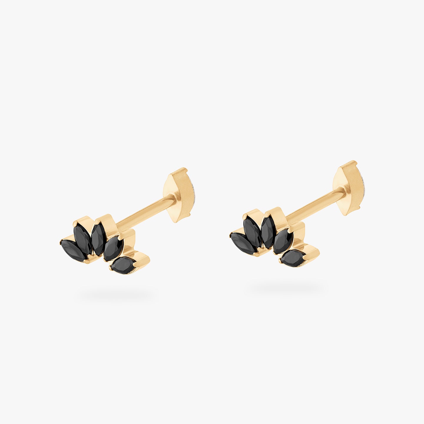 [pair] color:null|gold/black