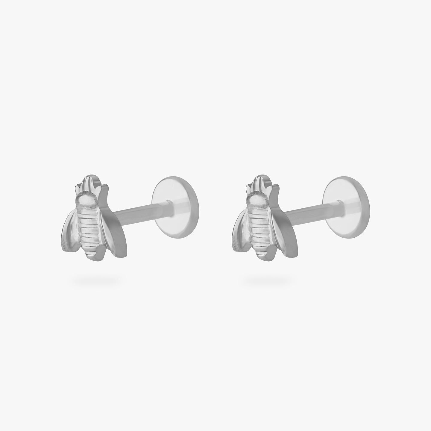 titanium bee flatback stud [pair] color:null|titanium