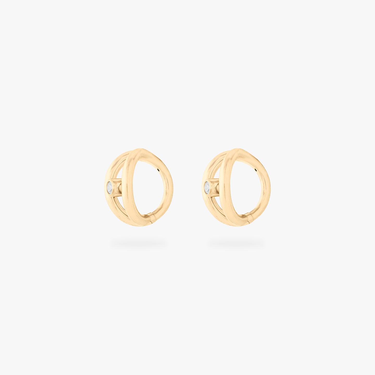 double clicker with a small bezel stone accent in gold [pair] color:null|gold/clear