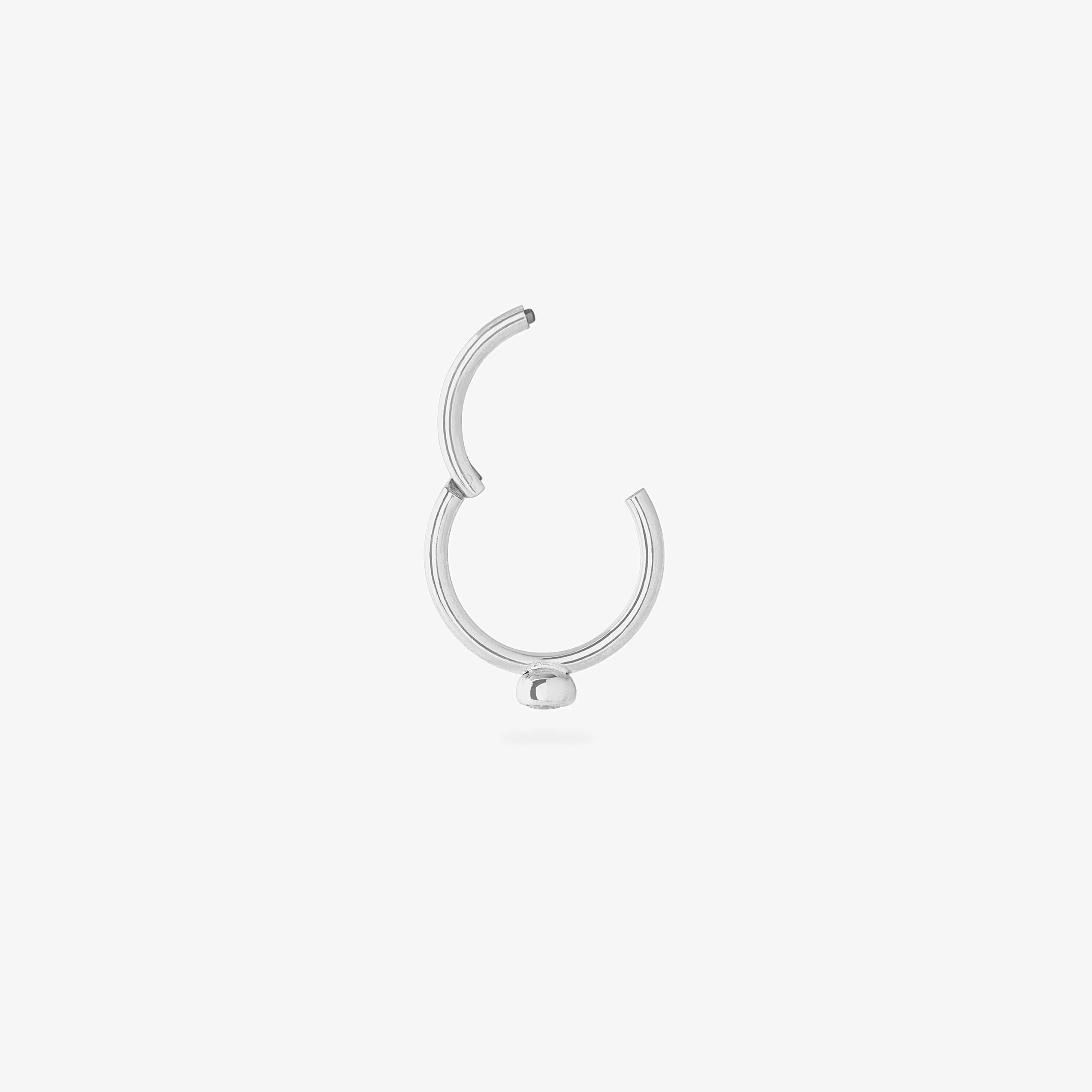 silver clicker with a cz bezel accent stone color:null|silver/clear