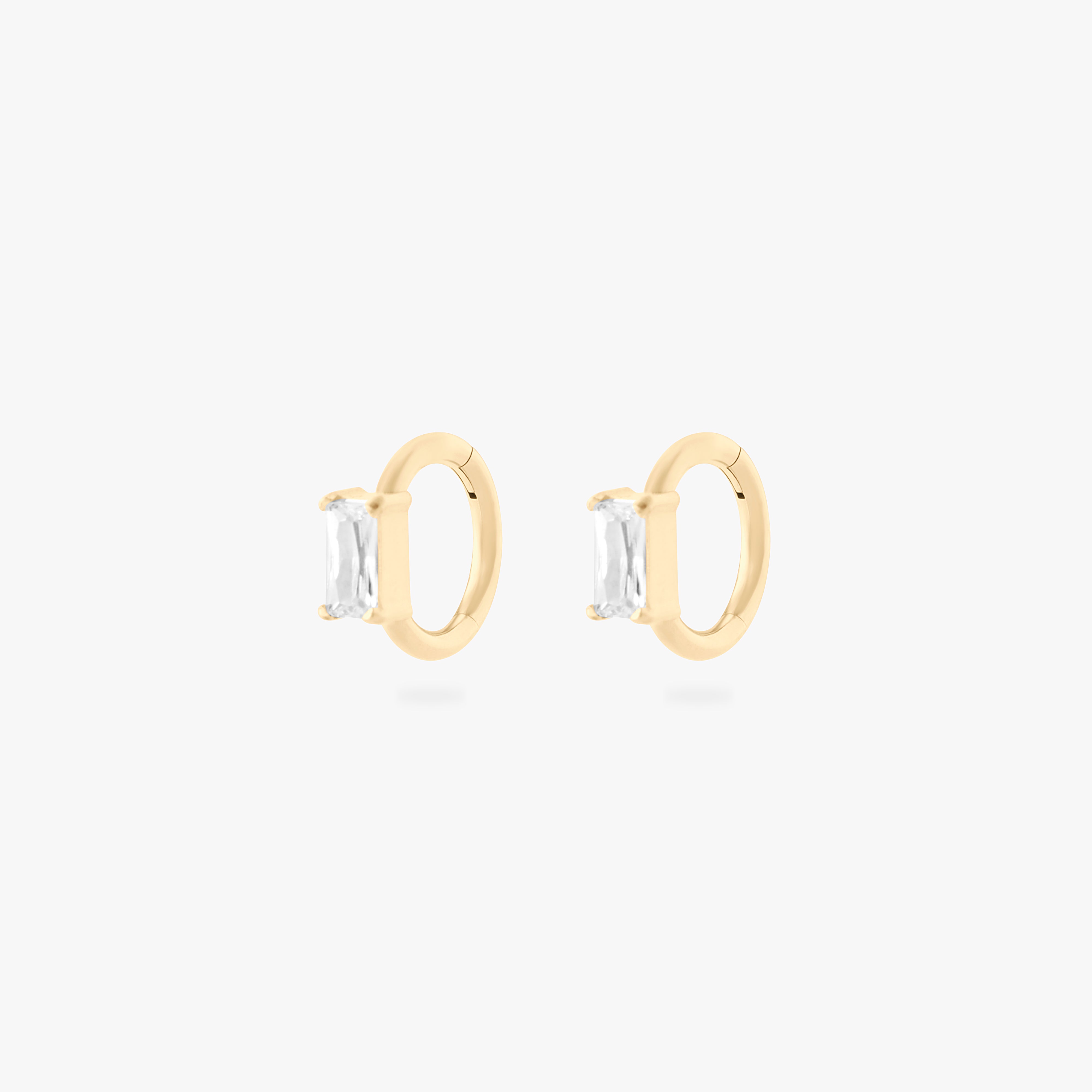 a gold 6mm clicker with a baguette stone in clear cz [pair] color:null|gold