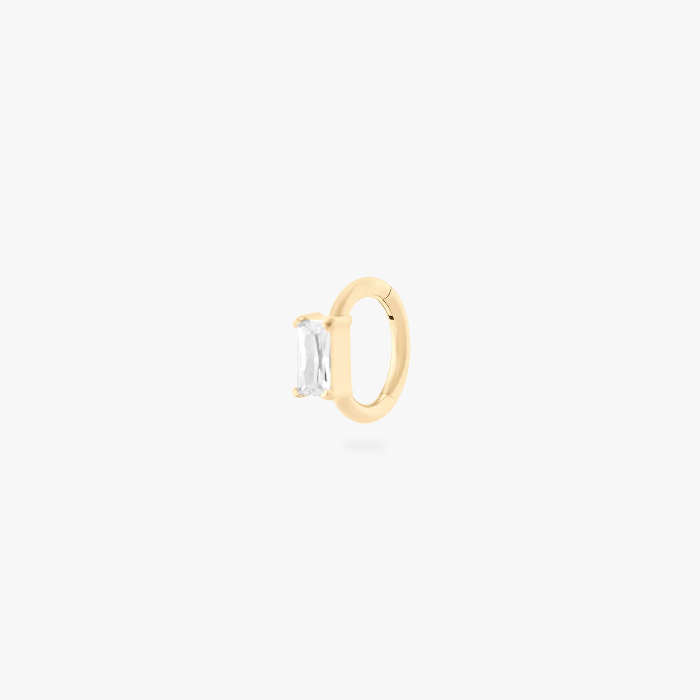 a gold 6mm clicker with a baguette stone in clear cz color:null|gold