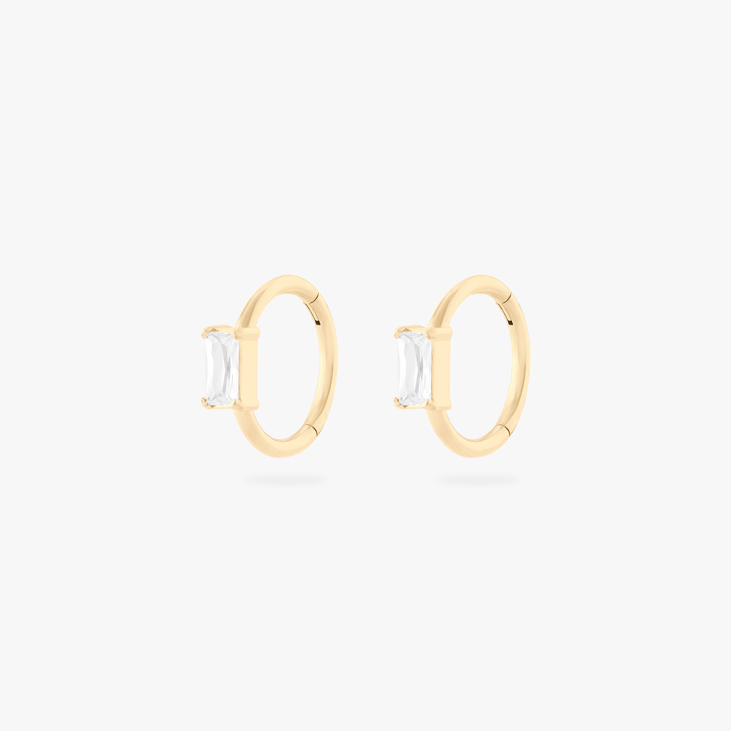 gold clicker with cz baguette stone in 8mm [pair] color:null|gold