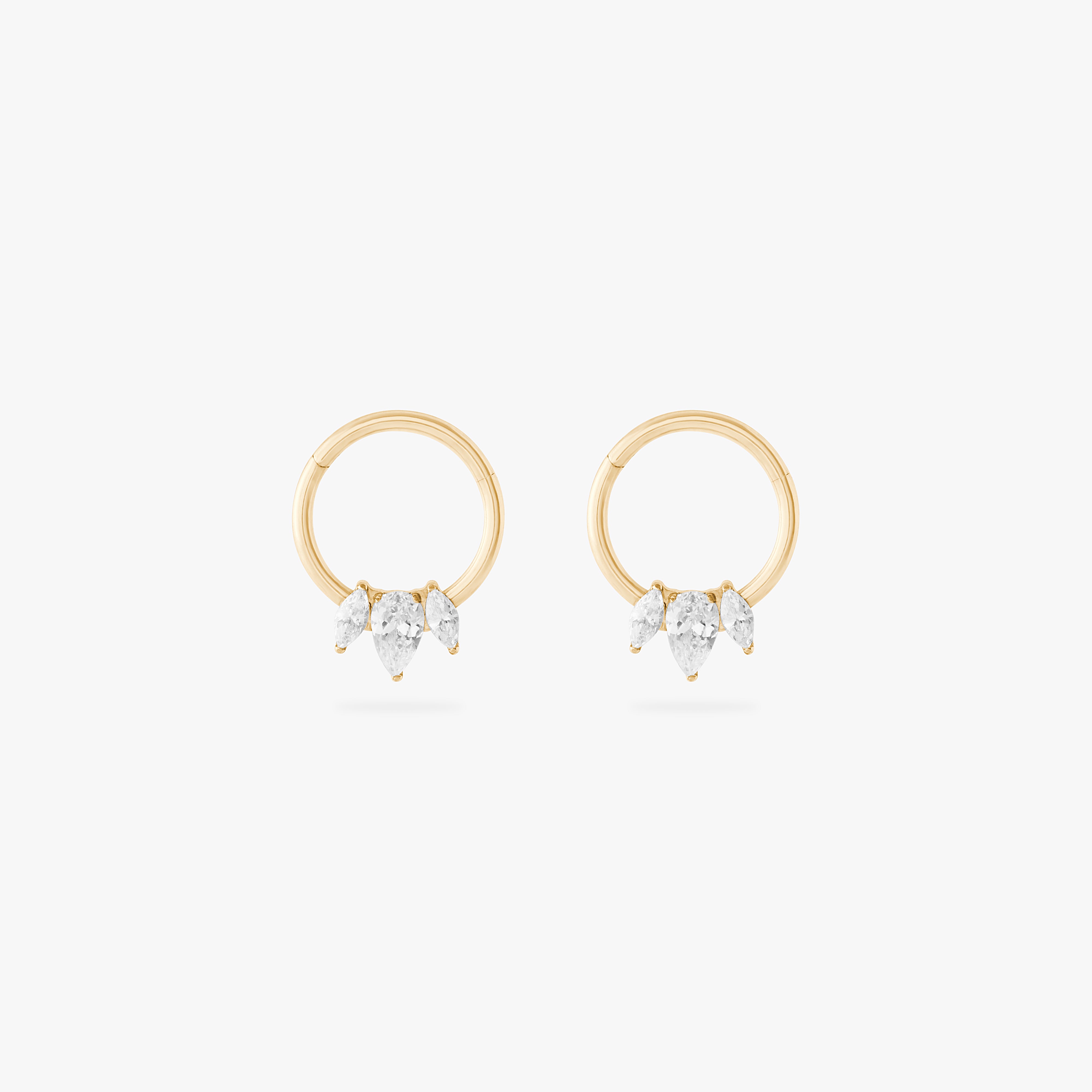 gold front set clicker with cz pear stones in 8mm [pair] color:null|gold/clear