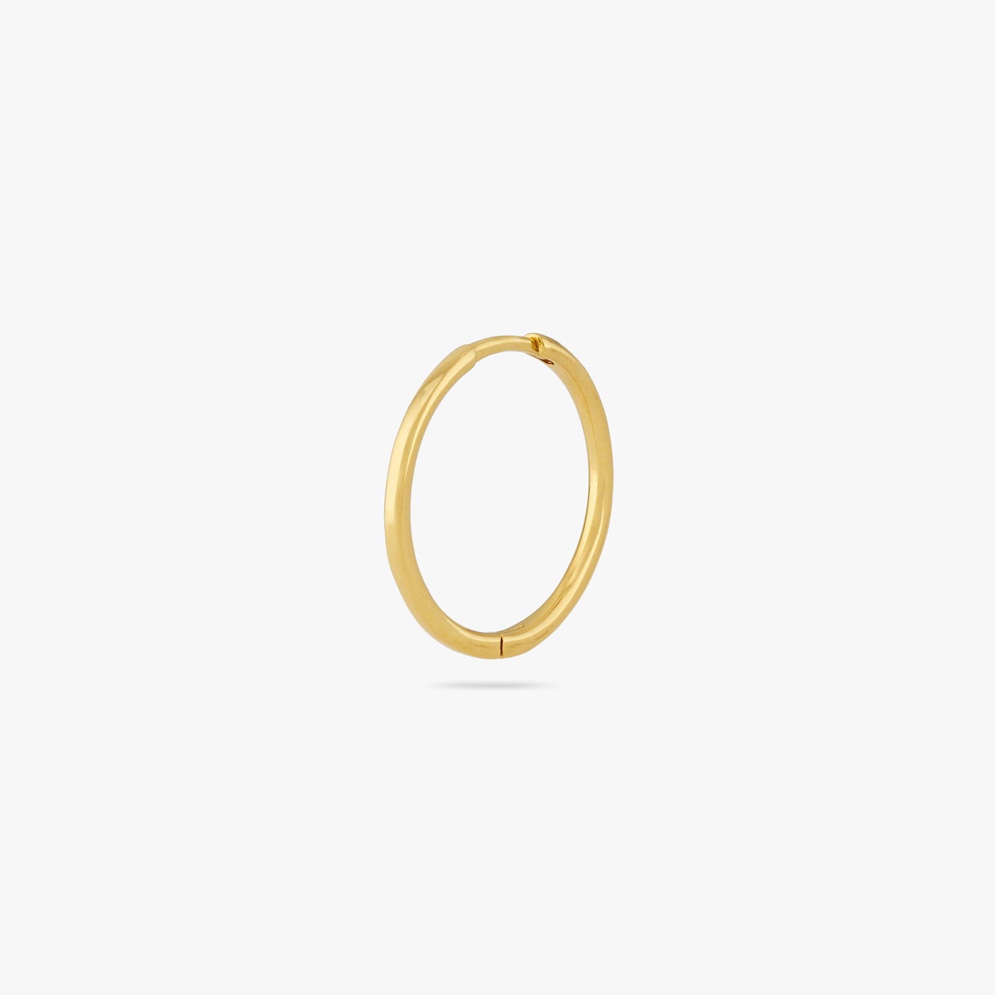 Large thin gold hoop. color:null|gold