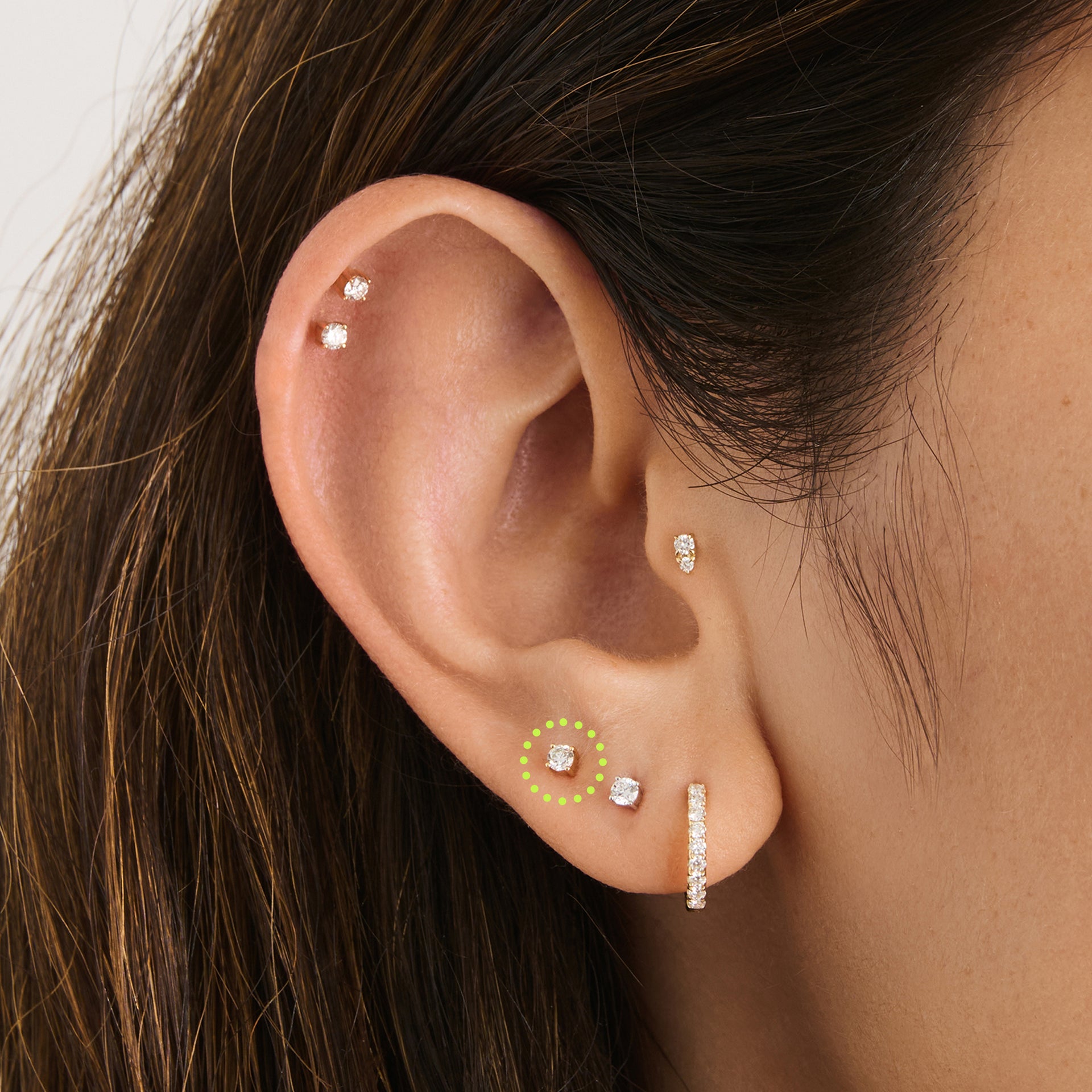 lab grown diamond round stud set in 14k yellow gold - Alternative view 1