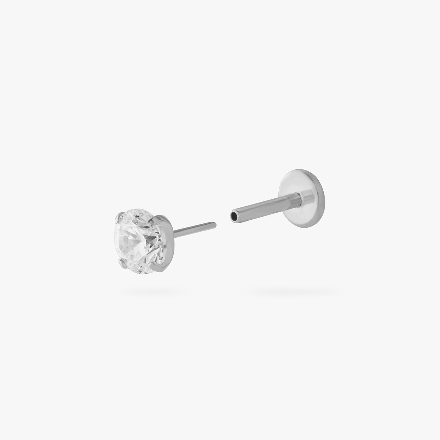 titanium cz flatback stud with a 4mm clear cz stone color:null|silver/clear