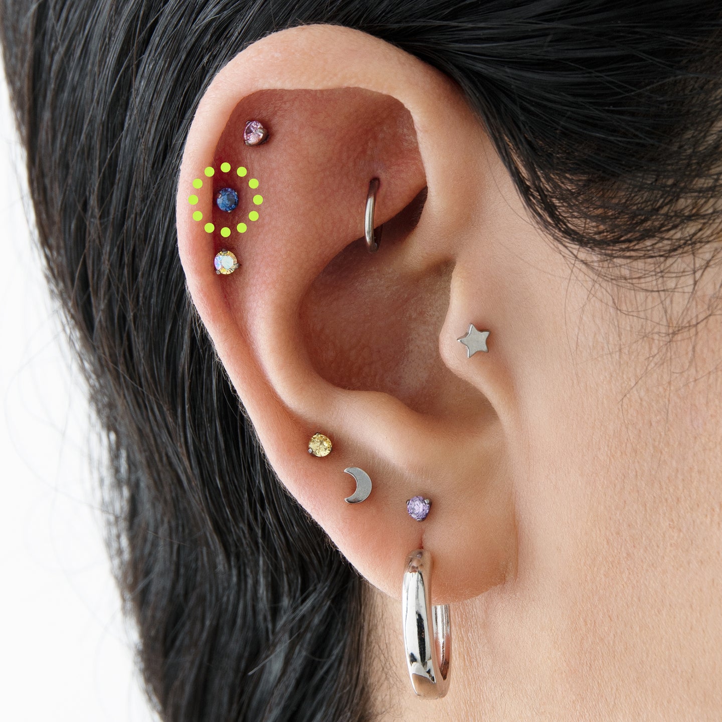 titanium flatback stud with a 2.5mm blue cz stone that comes with 2 backs in 6mm and 8mm lengths [hover] color:null|silver/blue