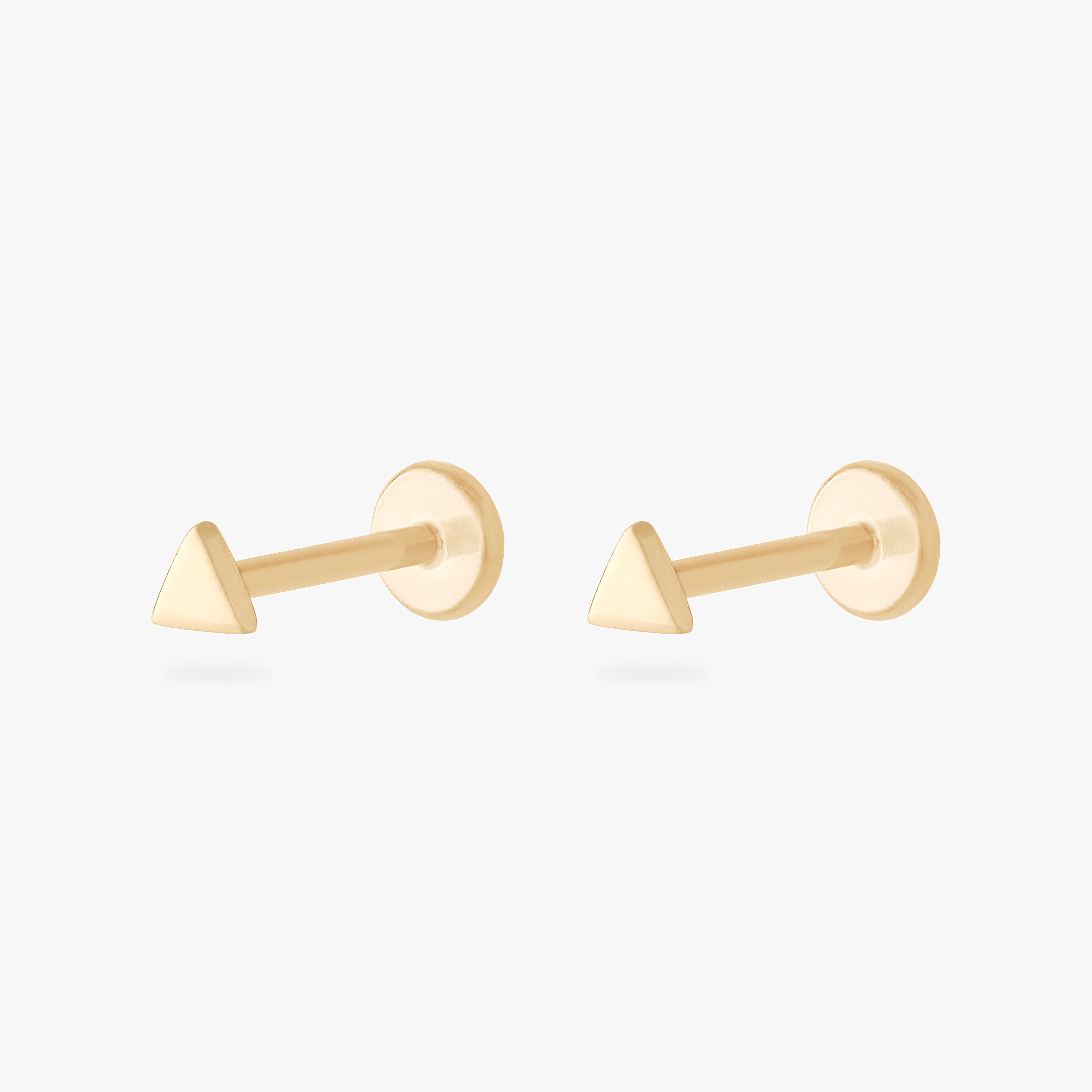 This is a pair of 14k gold flatback studs that are both solid gold and triangle shaped. [pair] color:null|14k gold
