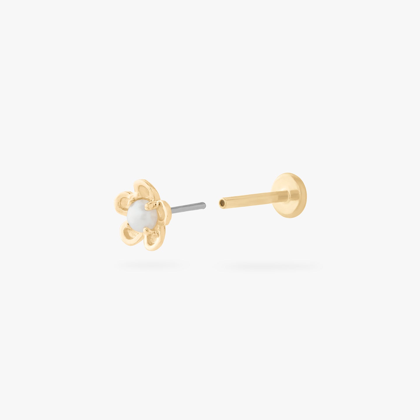 14k daisy flatback with a freshwater pearl center color:null|gold/pearl