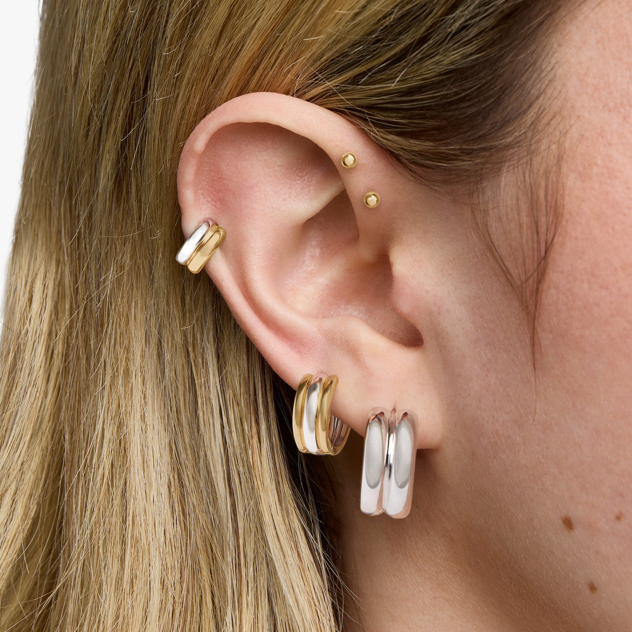 chunky hoop with two ridges in silver [hover] color:null|silver