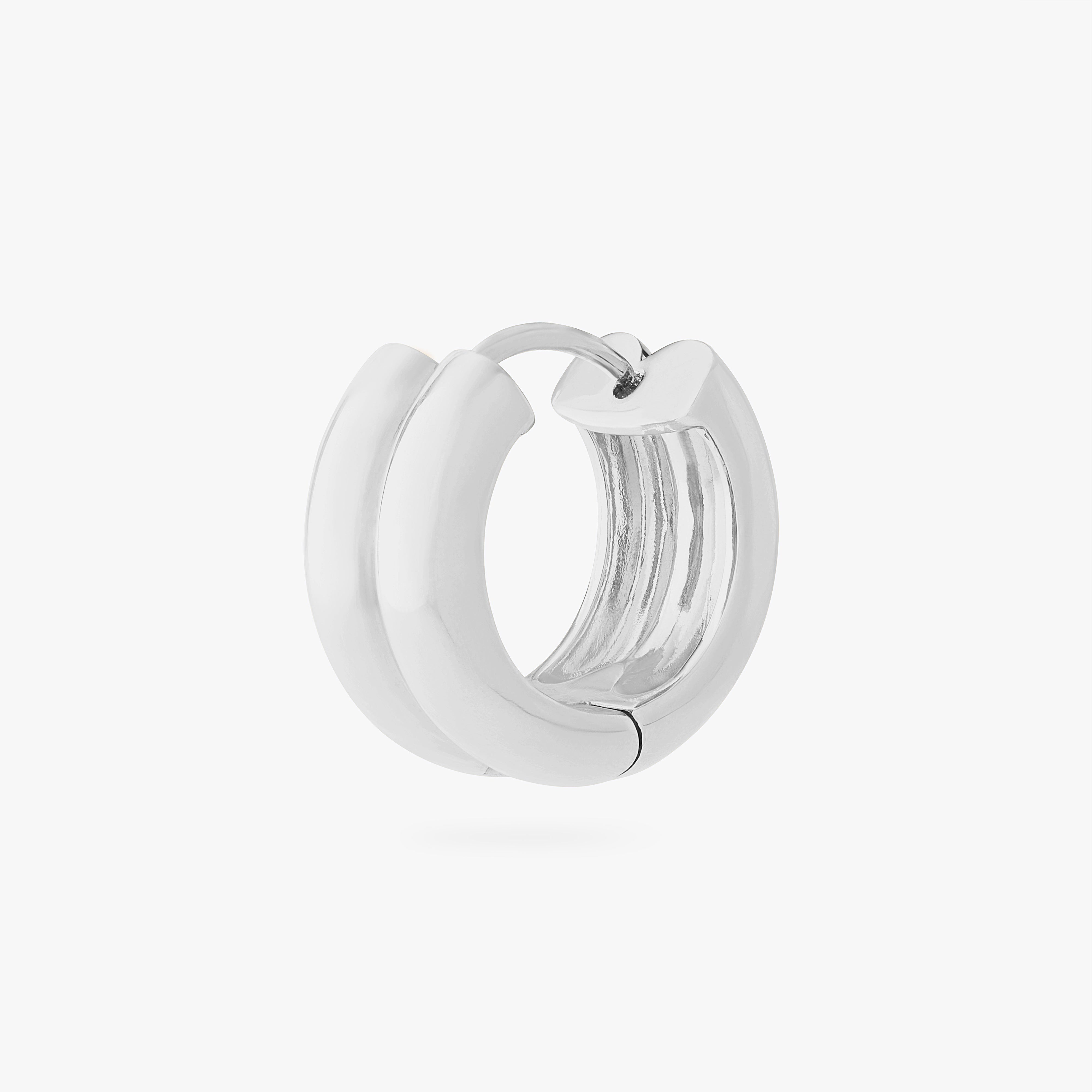 chunky hoop with two ridges in silver color:null|silver
