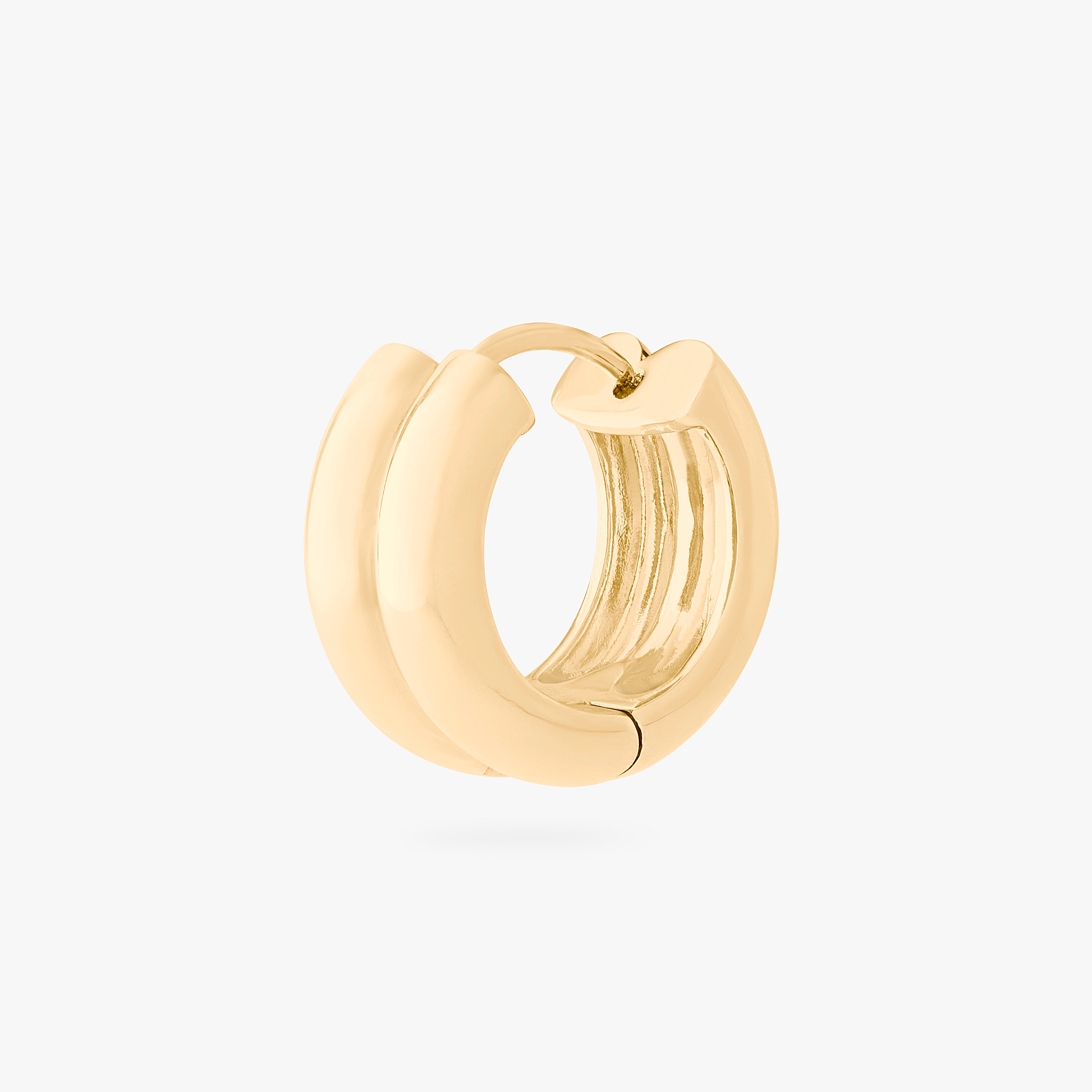 chunky hoop with two ridges in gold color:null|gold