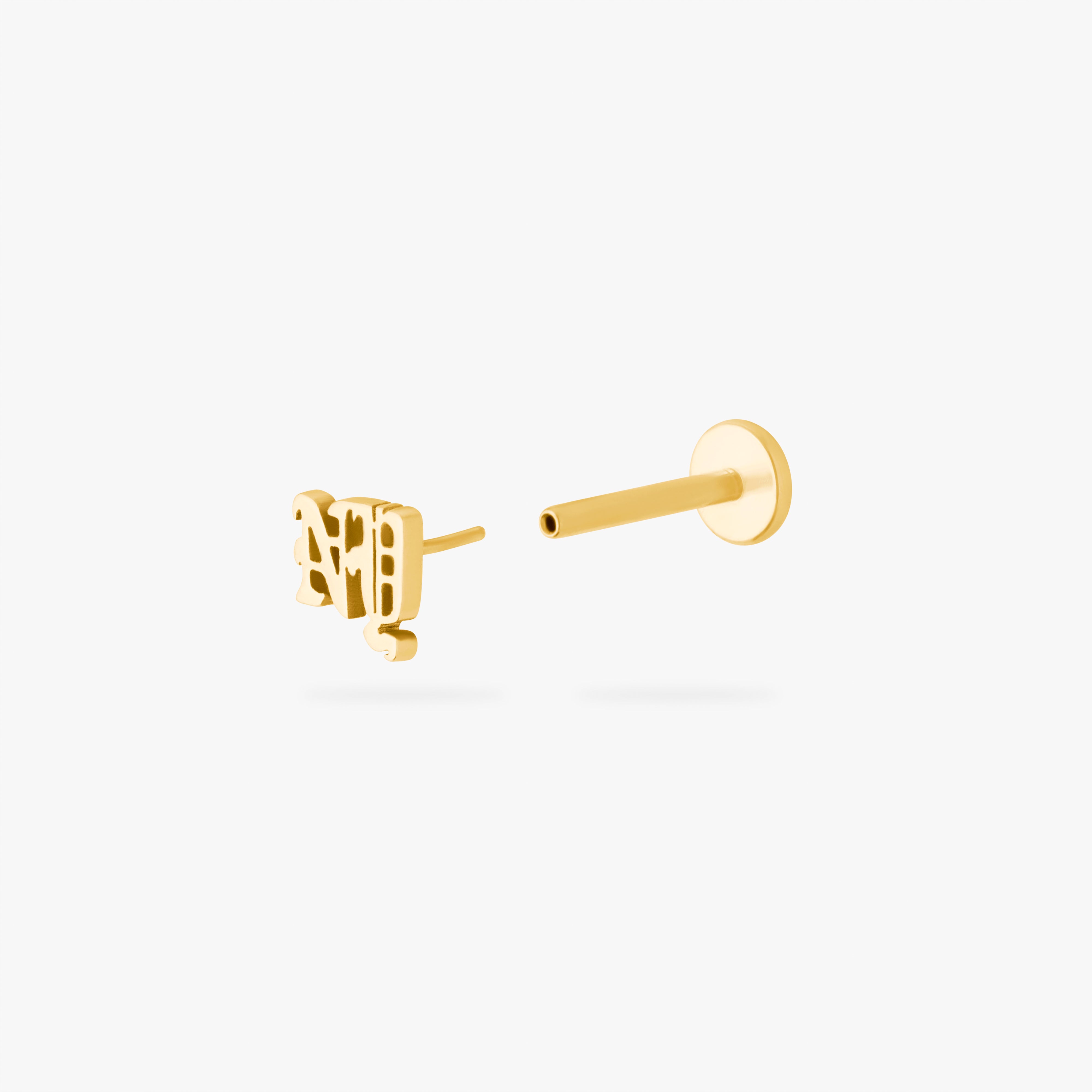 flatback stud that spells NY in gothic font in gold open color:null|gold