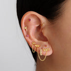 This is a thin gold chain that can be used to connect two earrings [hover] color:null|45mm|30mm|15mm|15mm / gold|30mm / gold|45mm / gold|60mm / gold