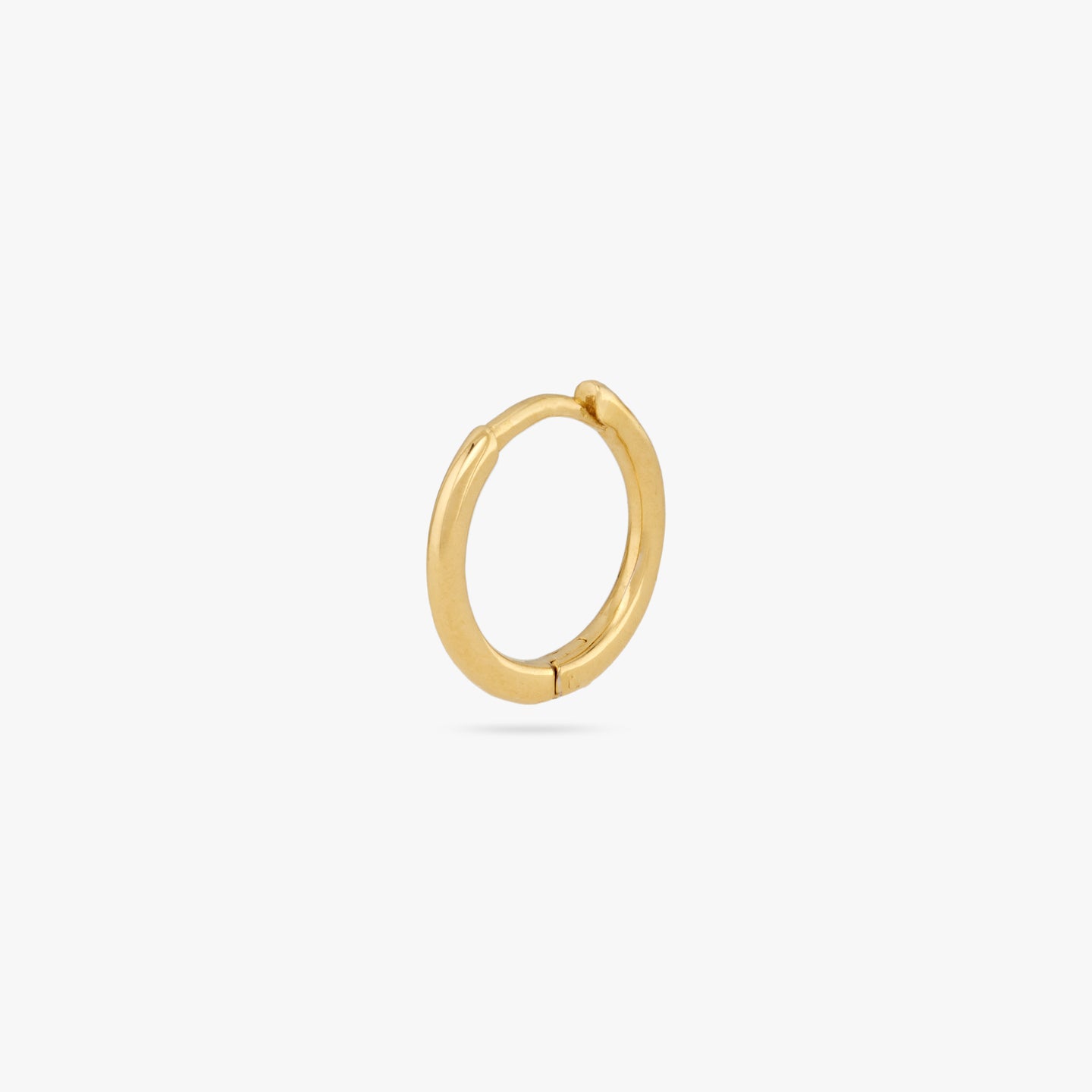 This is a small gold huggie with square edges color:null|gold