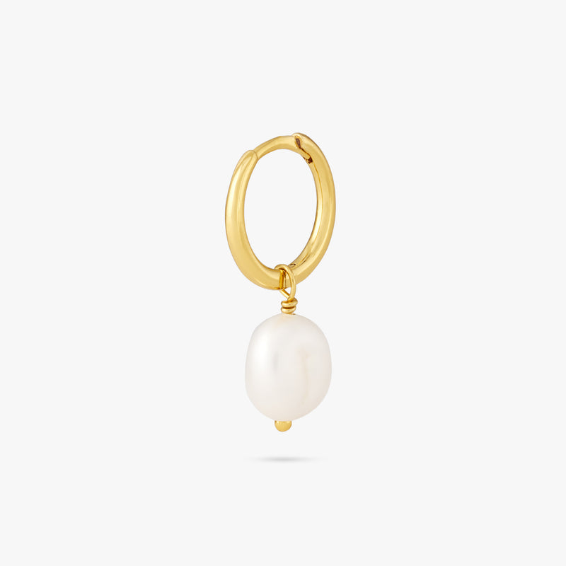 Baroque Pearl Huggie